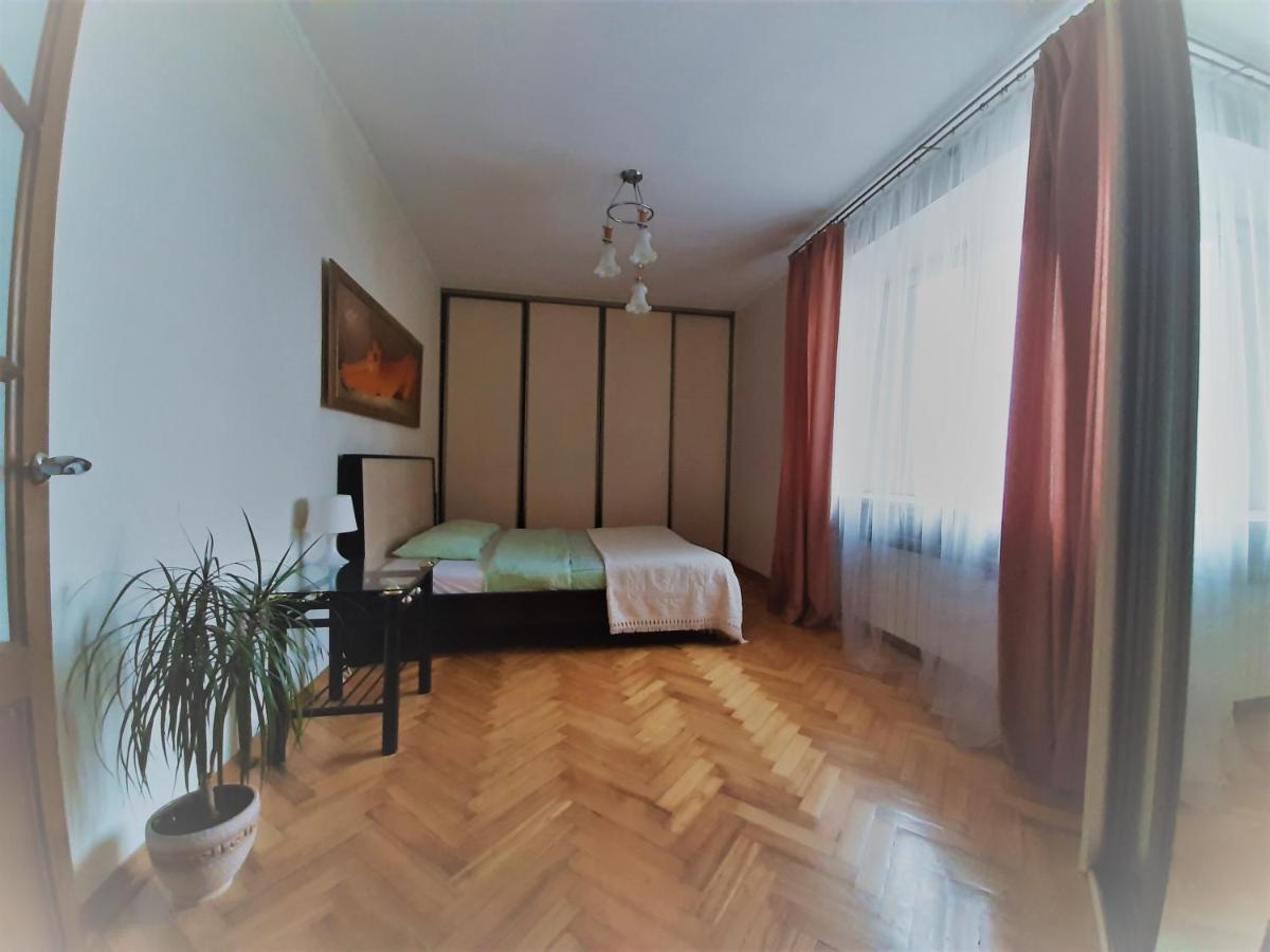 Apartment On Myasnikova 34 Minsk Exterior foto